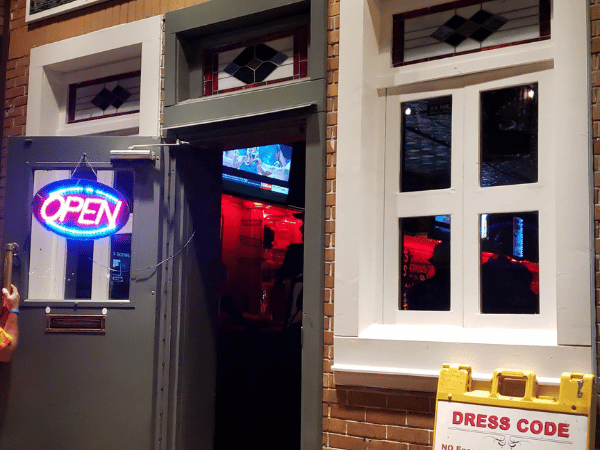 Untitled Design 2025 05 07T220227.232 – Restaurant Security Camera